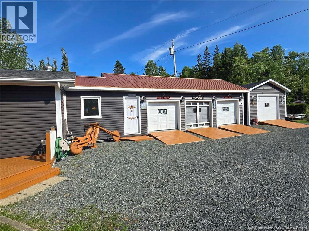 2052 MILLSTREAM ROAD - 10