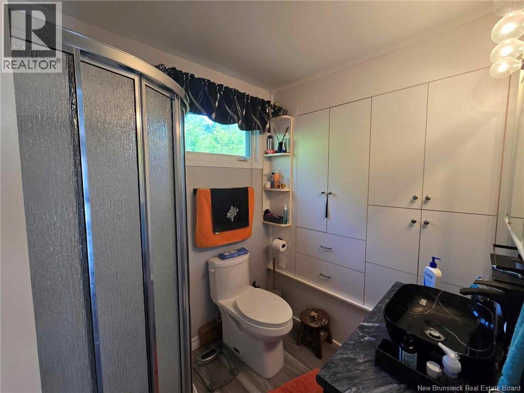 2052 MILLSTREAM ROAD - 36