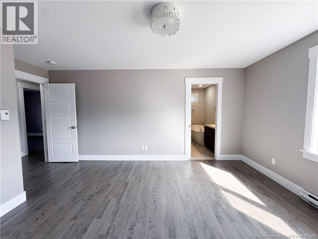 77 Satara Drive - 28
