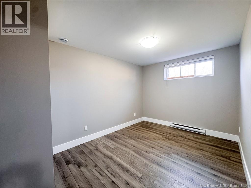 77 Satara Drive - 45