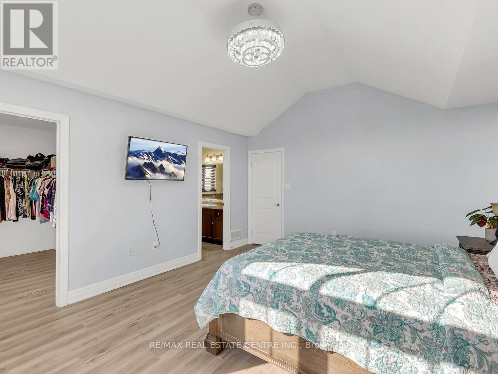 269 GOODWIN DRIVE - 18