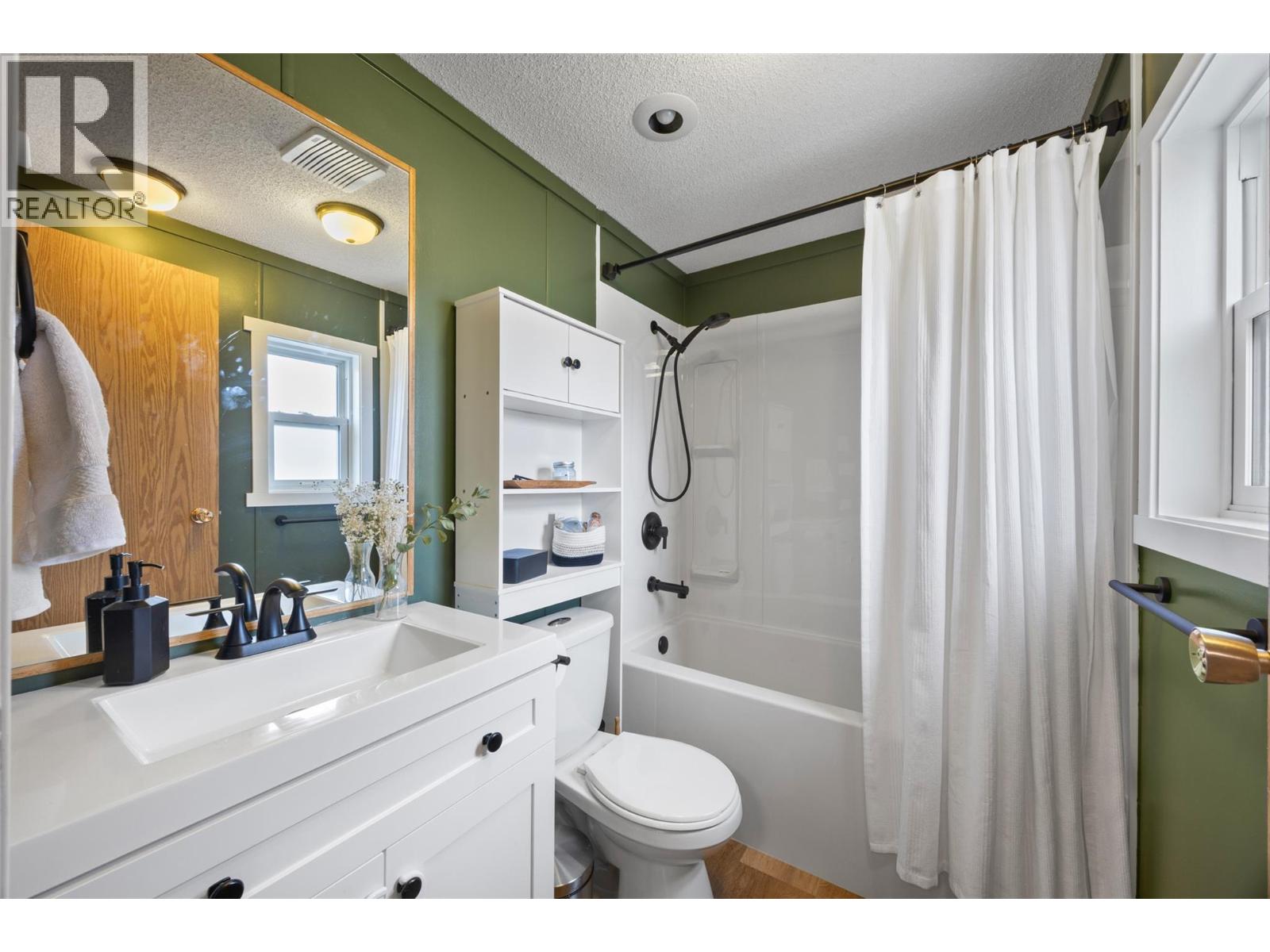 7090 WATSON  E Drive, Kamloops