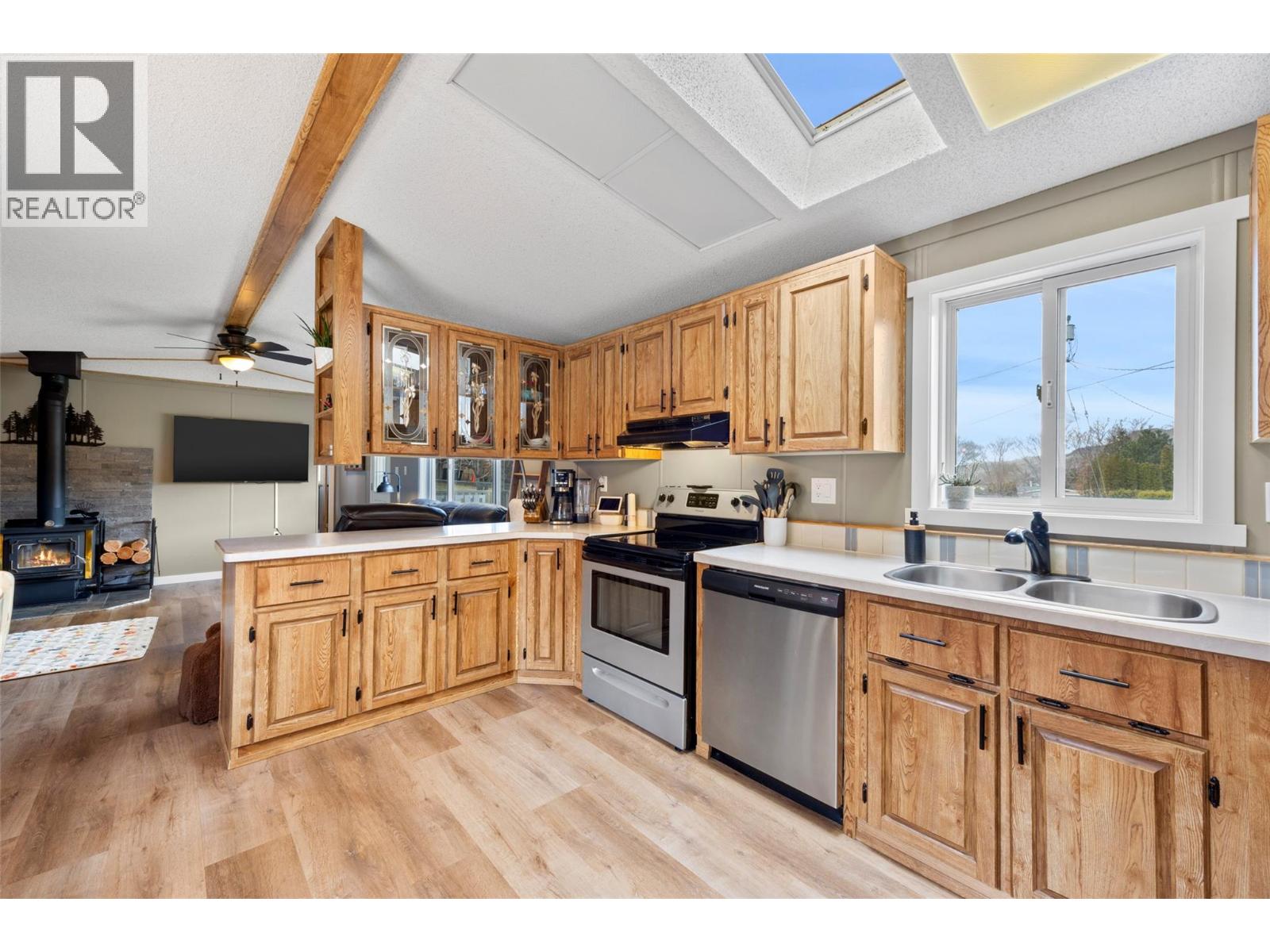 7090 WATSON  E Drive, Kamloops