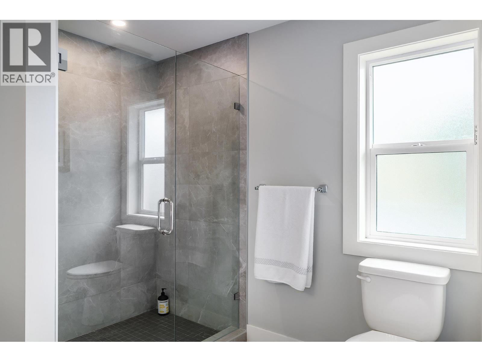 1259 Rio Drive, Kelowna