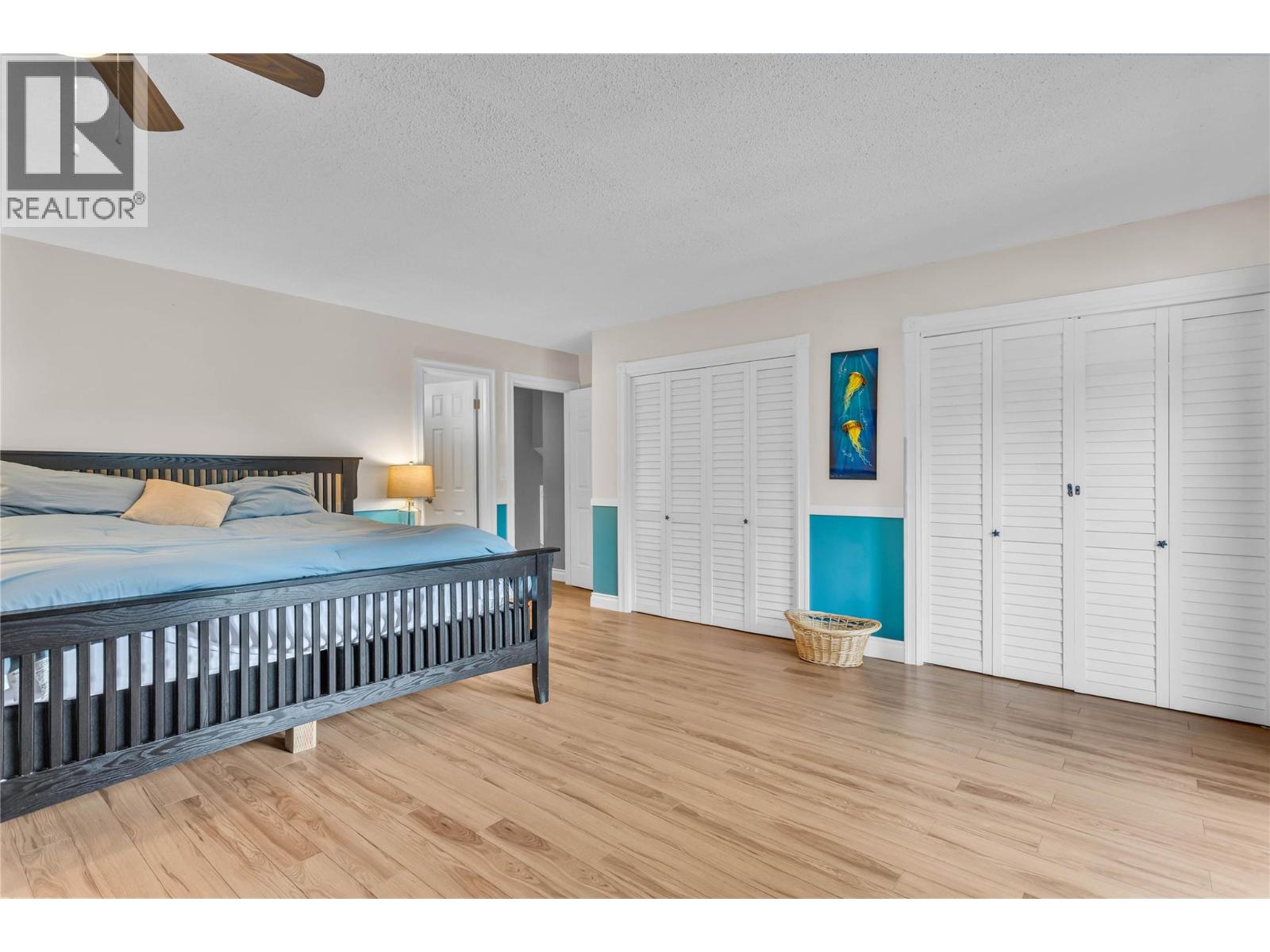 863 Hammer Avenue, Kelowna