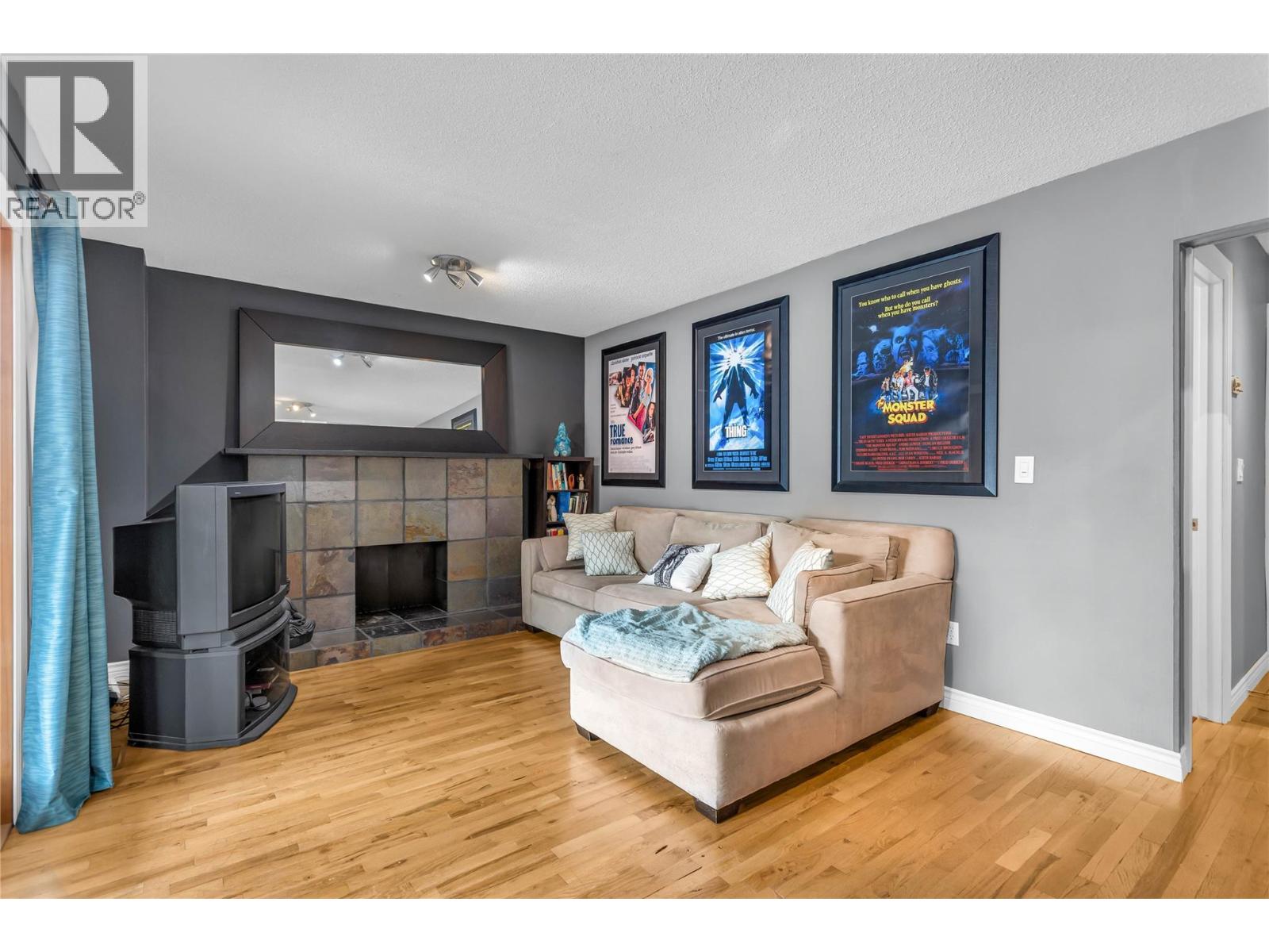 863 Hammer Avenue, Kelowna