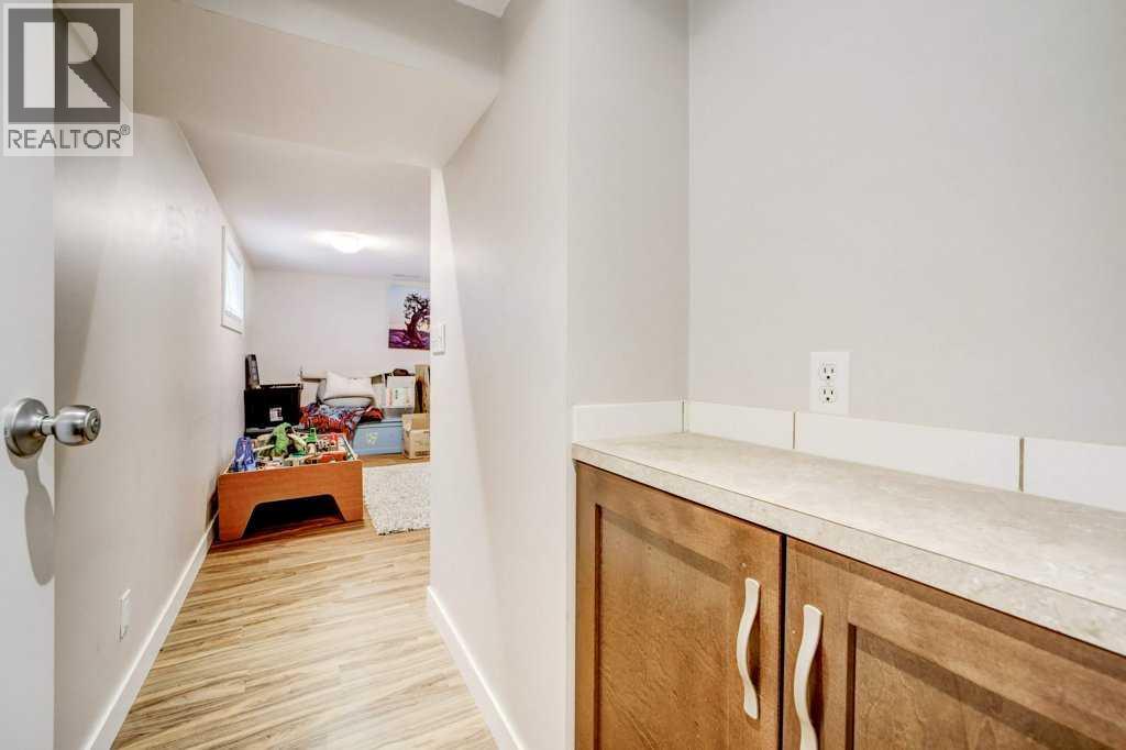 Single Family House Bungalow for Sale in   Street S Victoria Park Lethbridge 