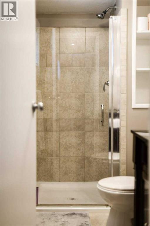 Single Family House Bungalow for Sale in   Street S Victoria Park Lethbridge 