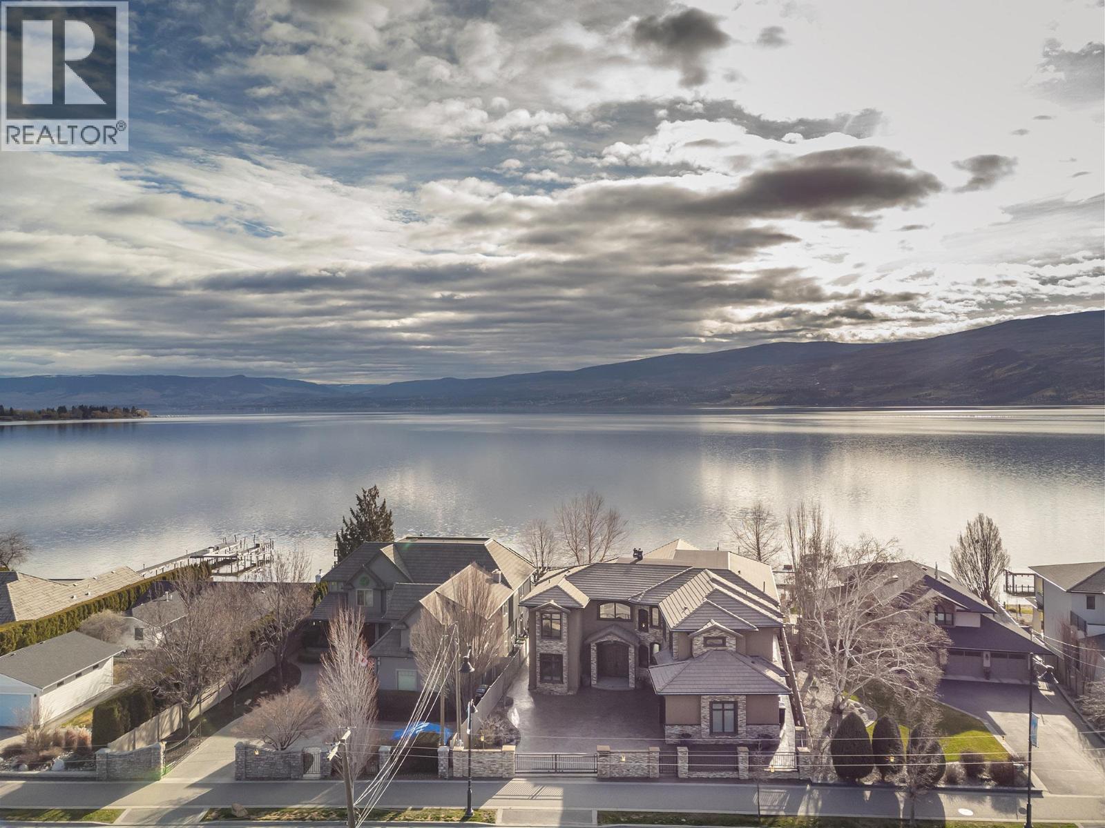 4165 Gellatly Road, West Kelowna