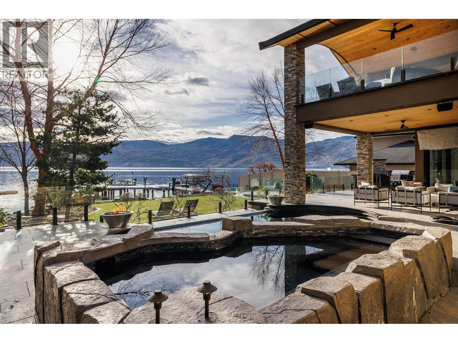4165 Gellatly Road, West Kelowna