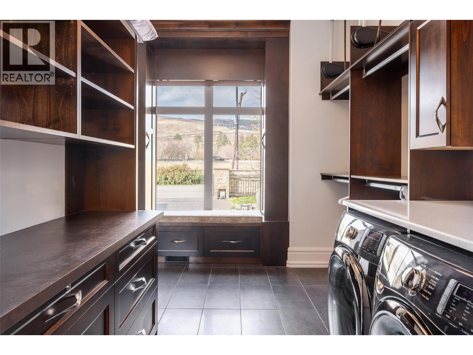 4165 Gellatly Road, West Kelowna