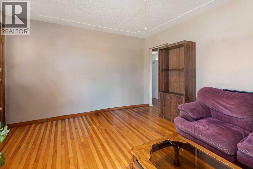 Single Family House Bungalow for Sale in  Bowness Road NW Montgomery Calgary 