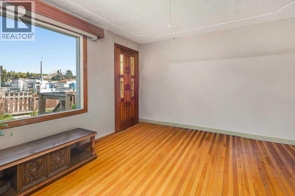 Single Family House Bungalow for Sale in  Bowness Road NW Montgomery Calgary 