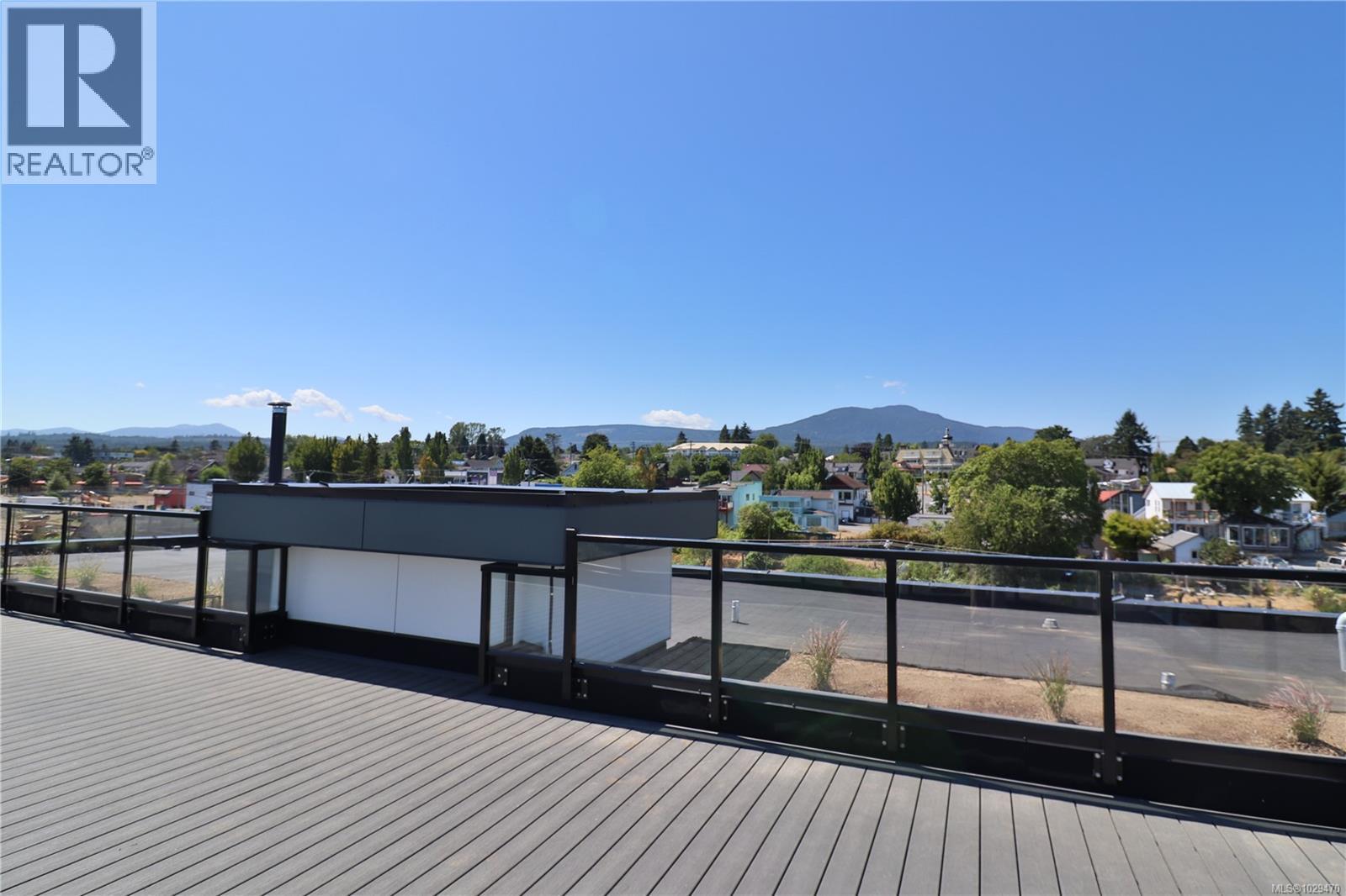 #507 45 Haliburton St - 52