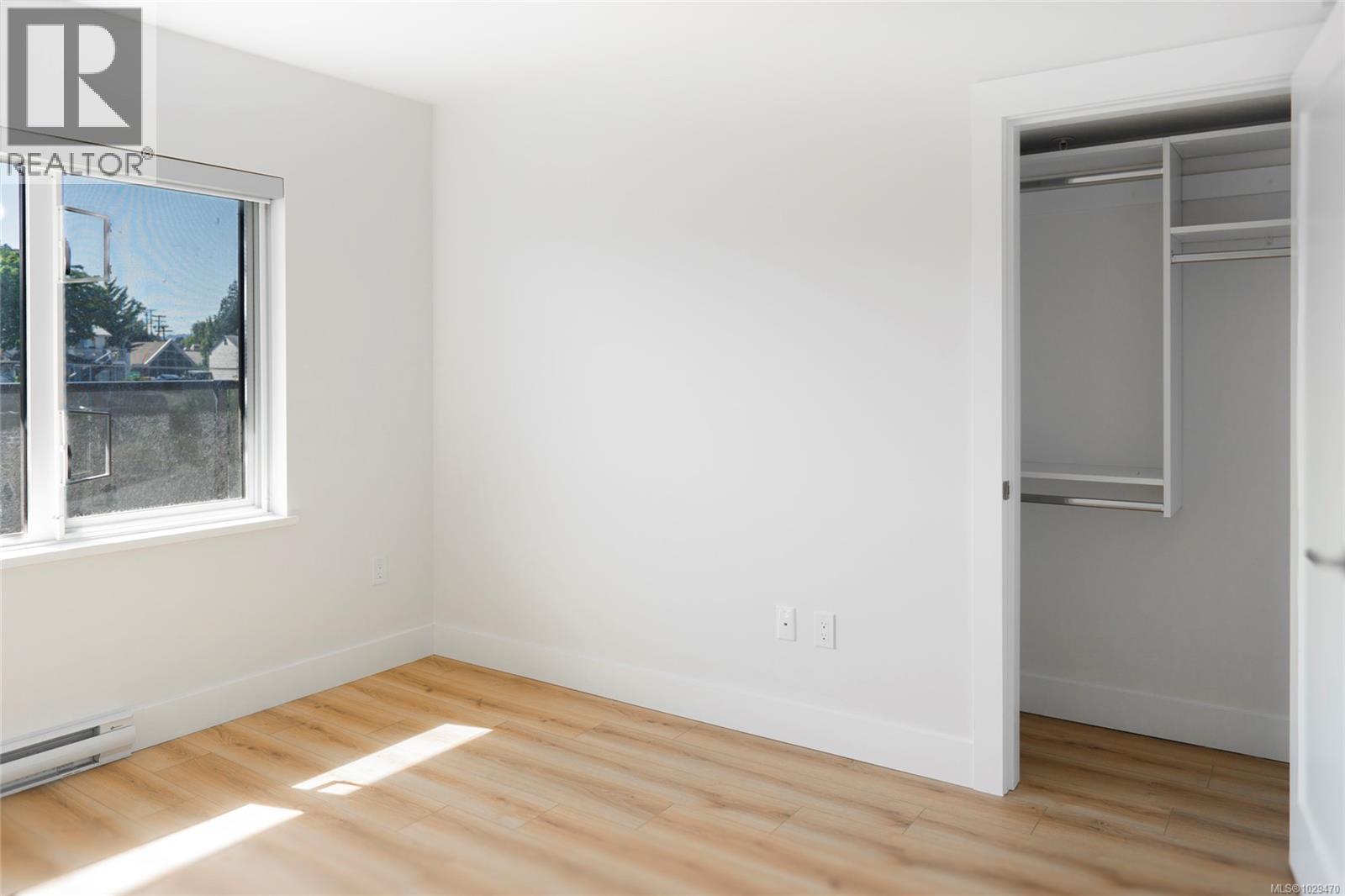 #507 45 HALIBURTON ST - 27