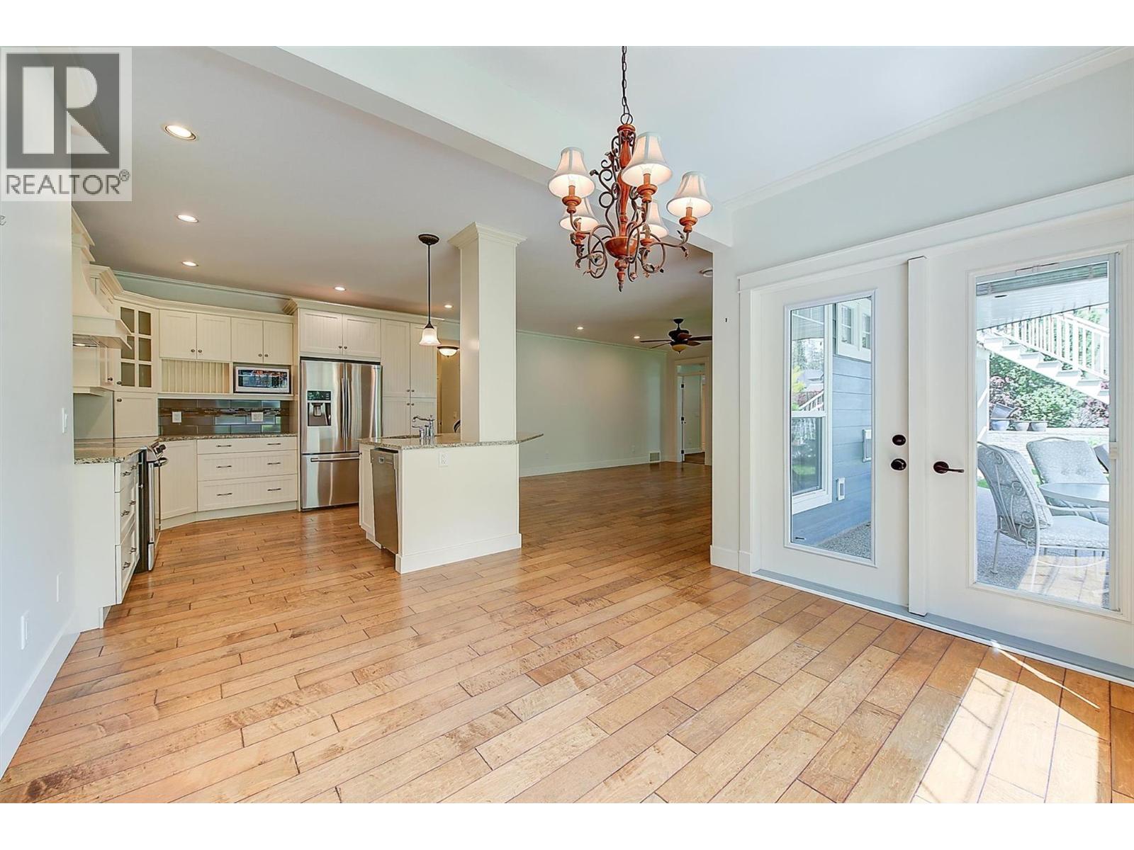 2423 Paramount Drive, West Kelowna