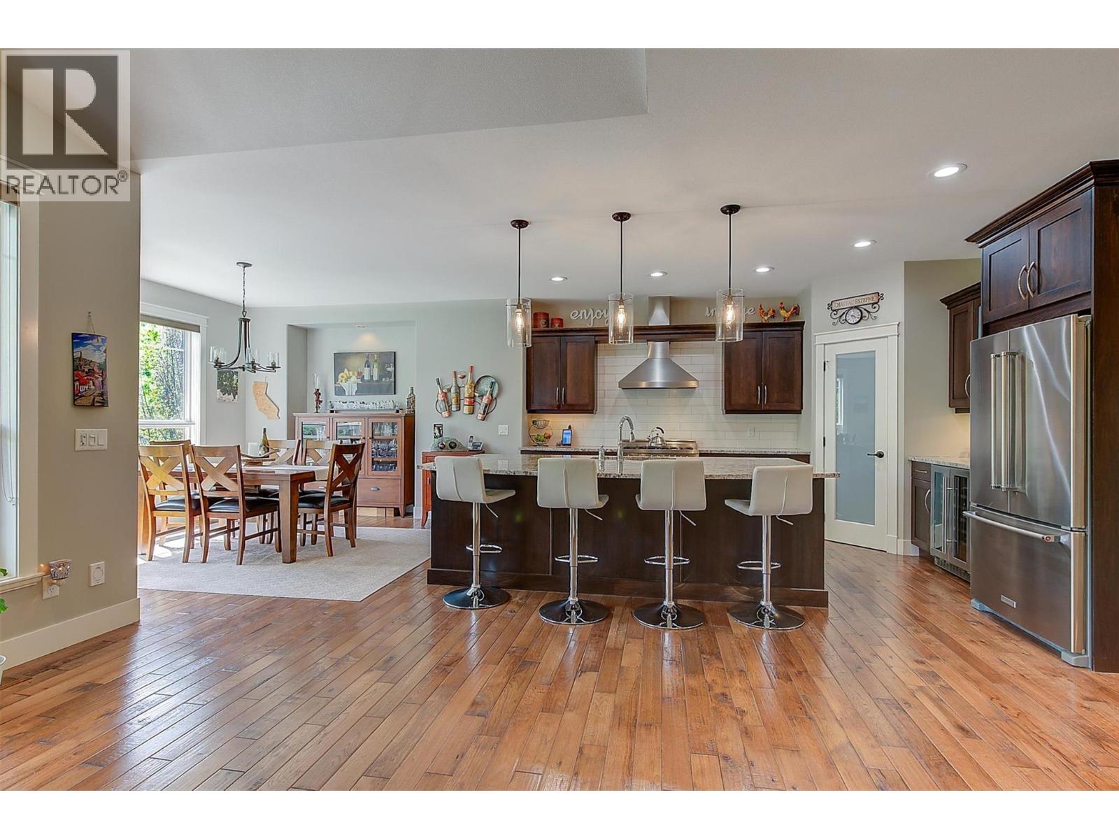 2423 Paramount Drive, West Kelowna