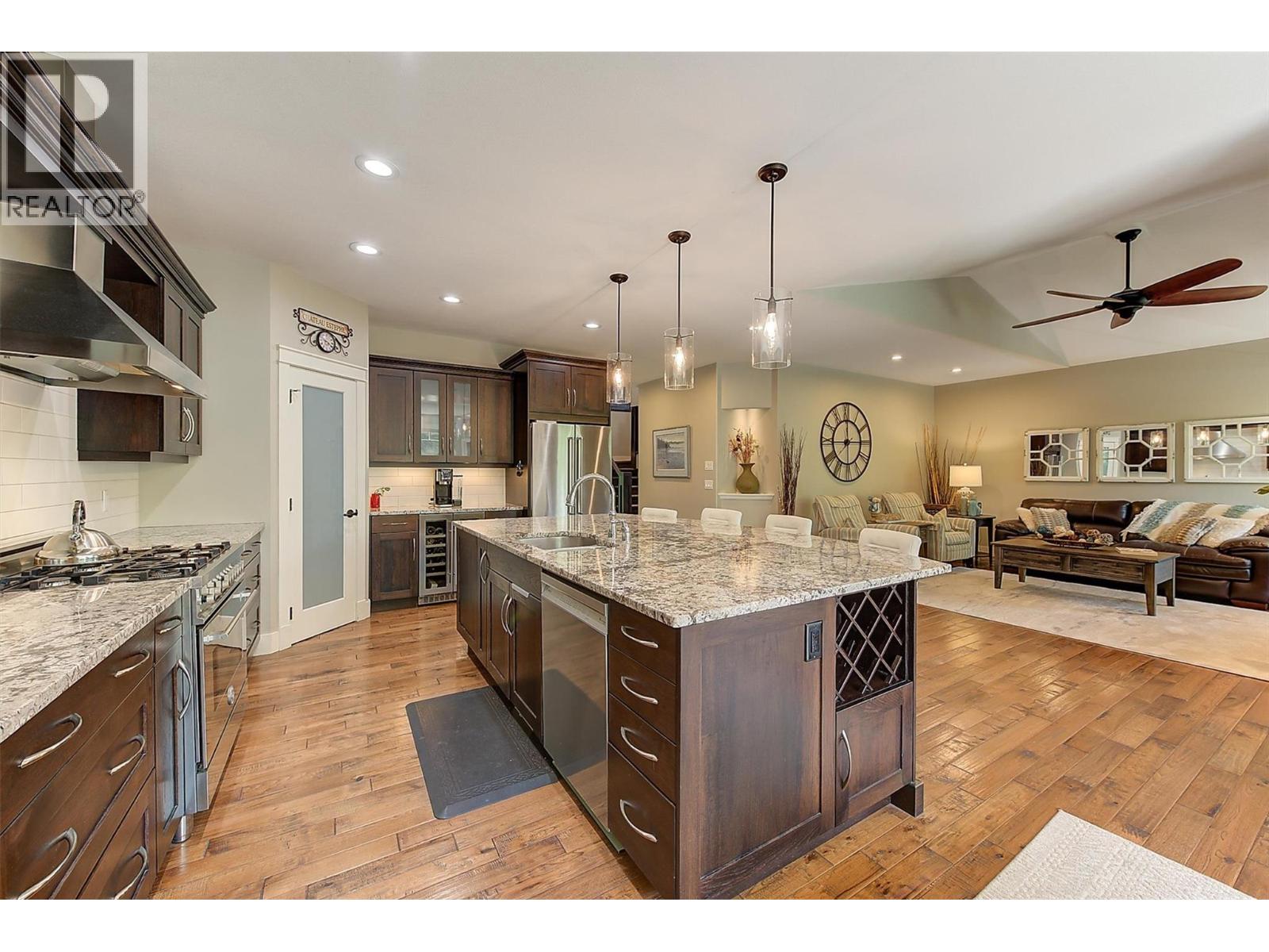 2423 Paramount Drive, West Kelowna