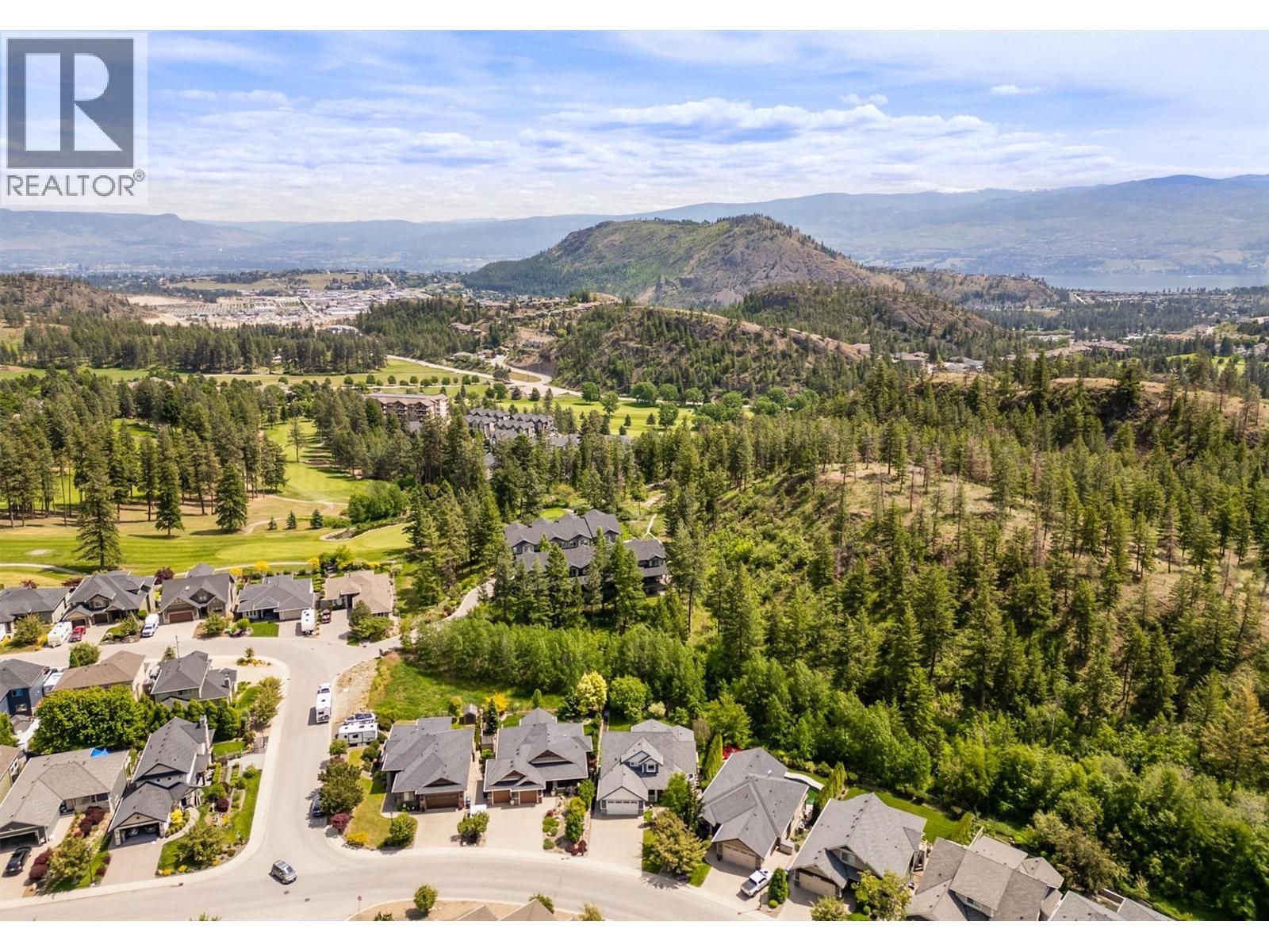 2423 Paramount Drive, West Kelowna