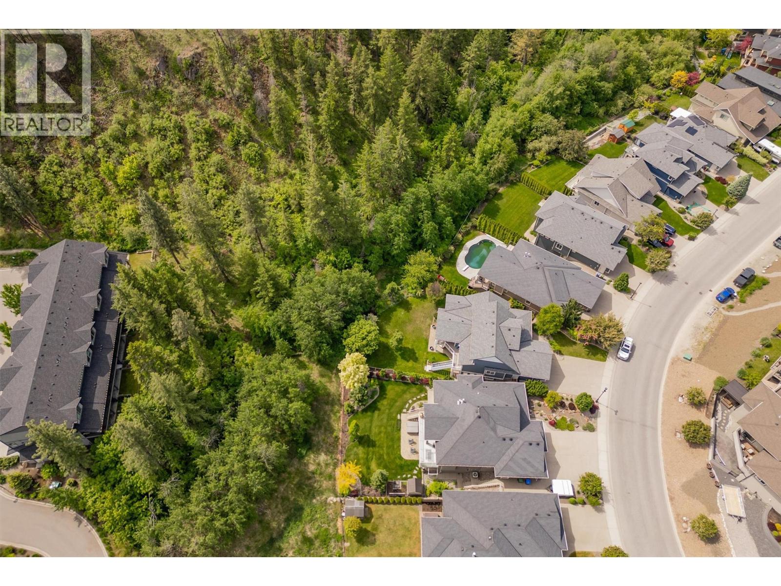 2423 Paramount Drive, West Kelowna