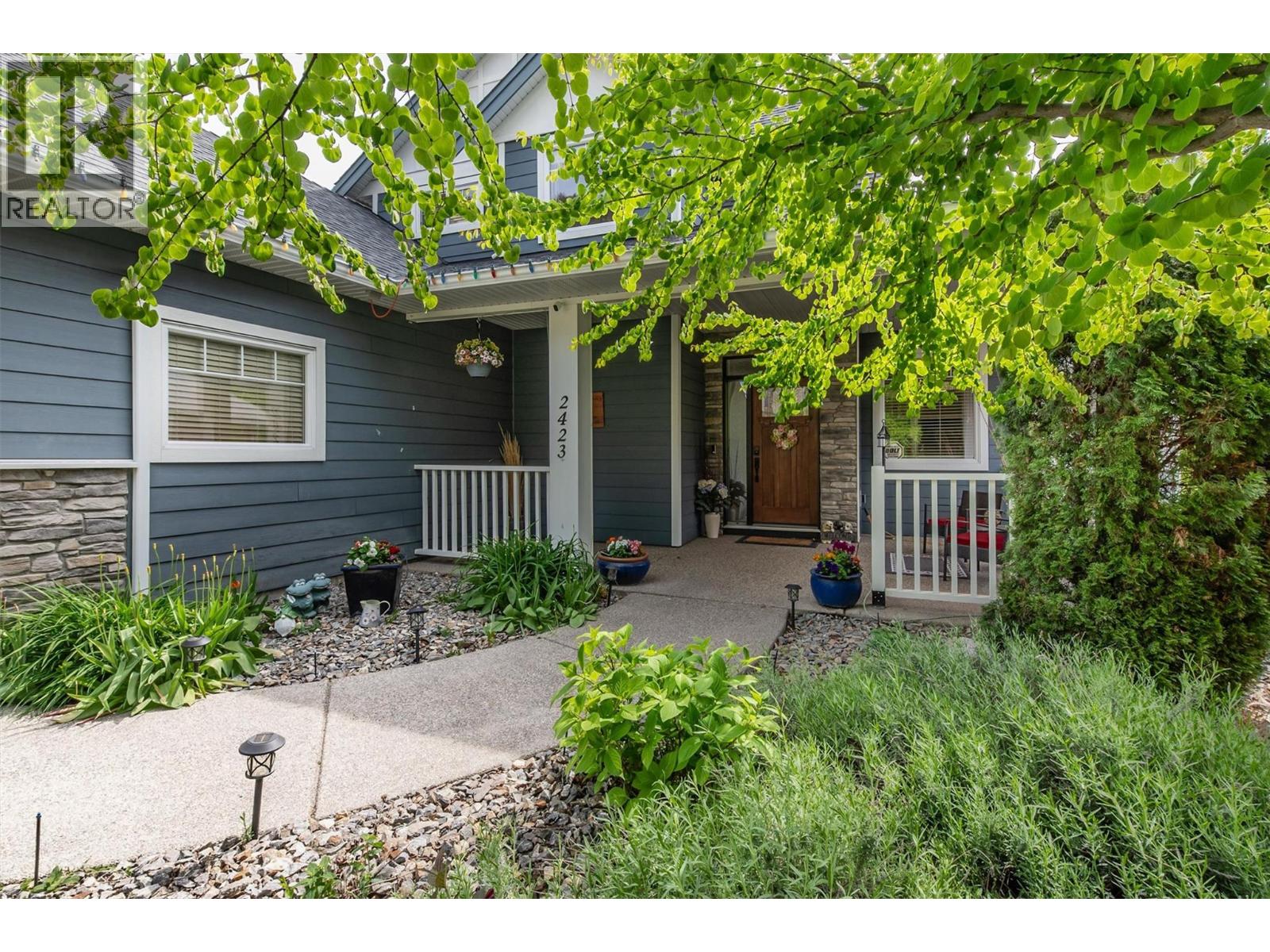 2423 Paramount Drive, West Kelowna