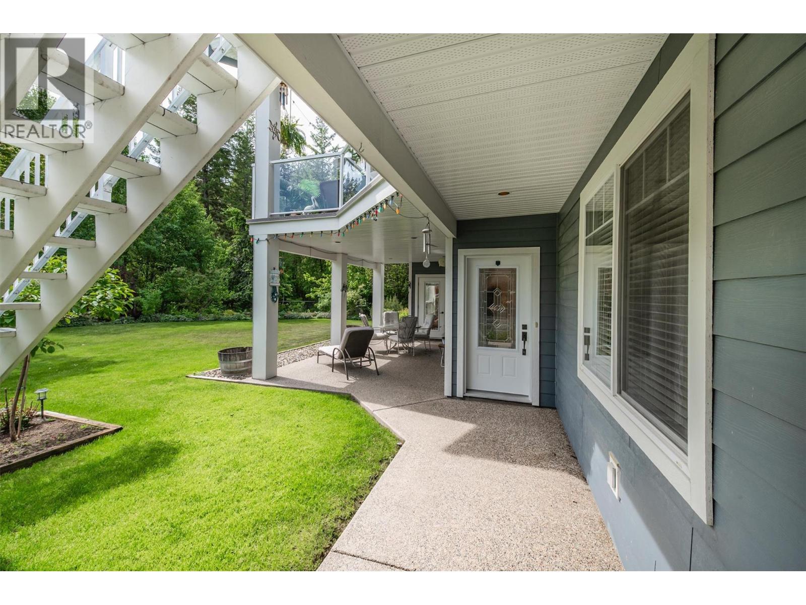 2423 Paramount Drive, West Kelowna