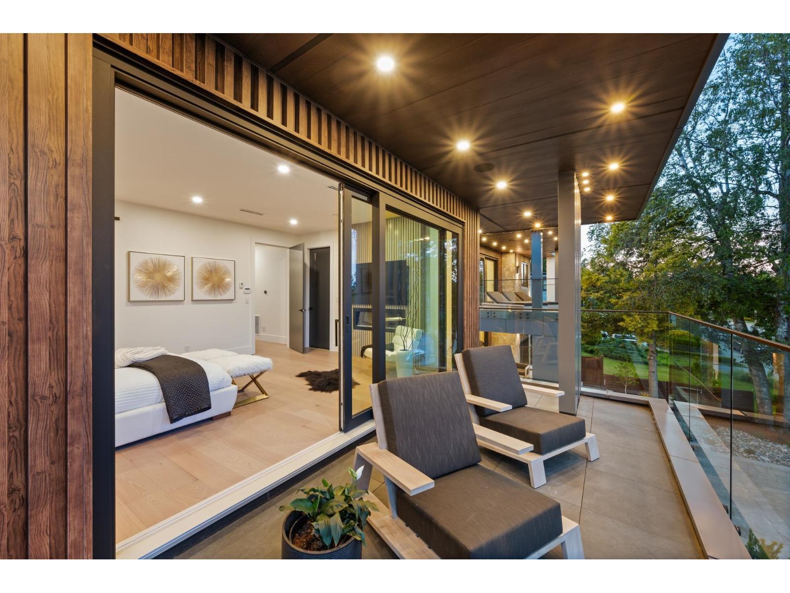 1255 KENT STREET, White Rock