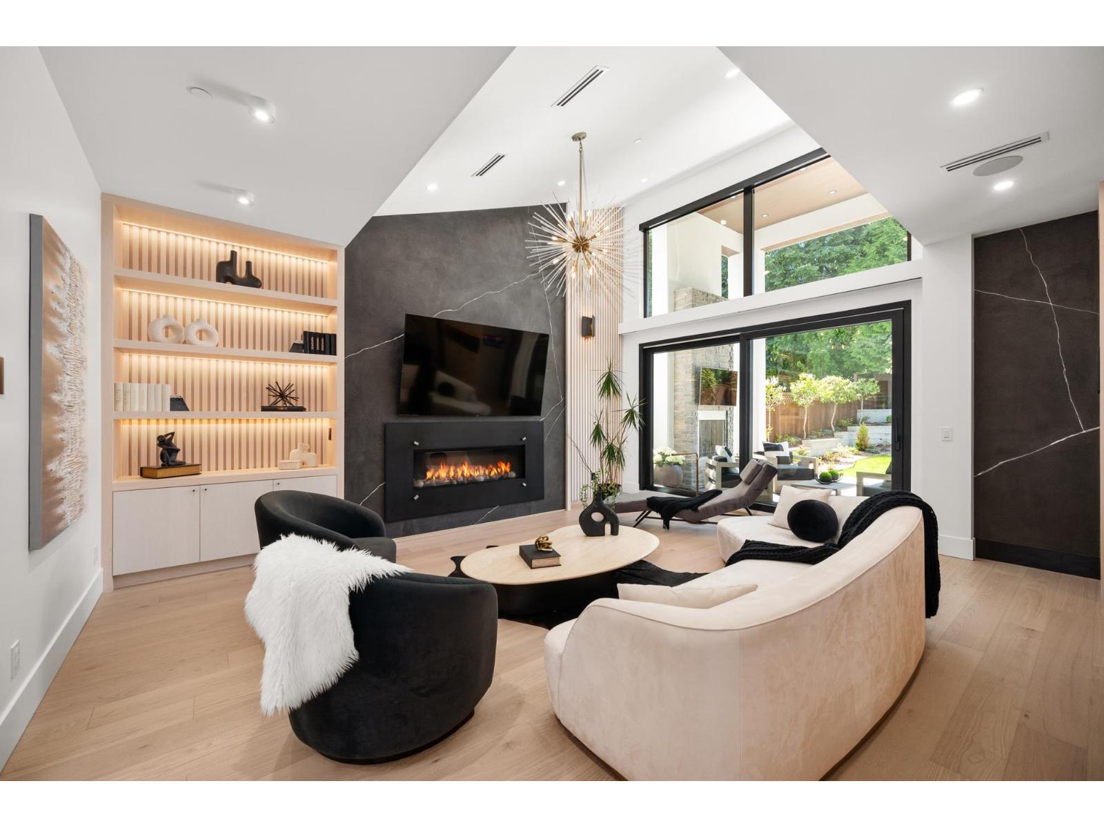 1255 KENT Street - photo 2