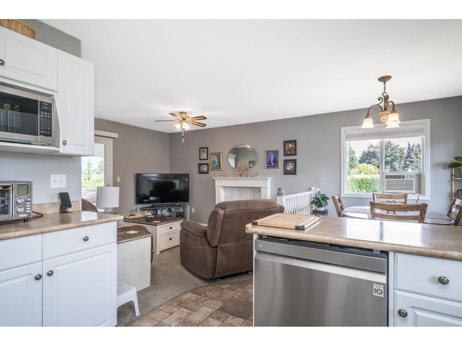 10067 MERRITT DRIVE, Fairfield Island, Chilliwack