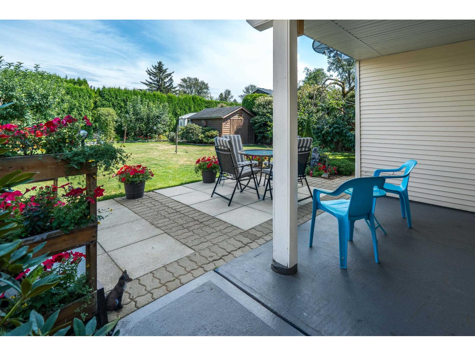 10067 MERRITT DRIVE, Fairfield Island, Chilliwack
