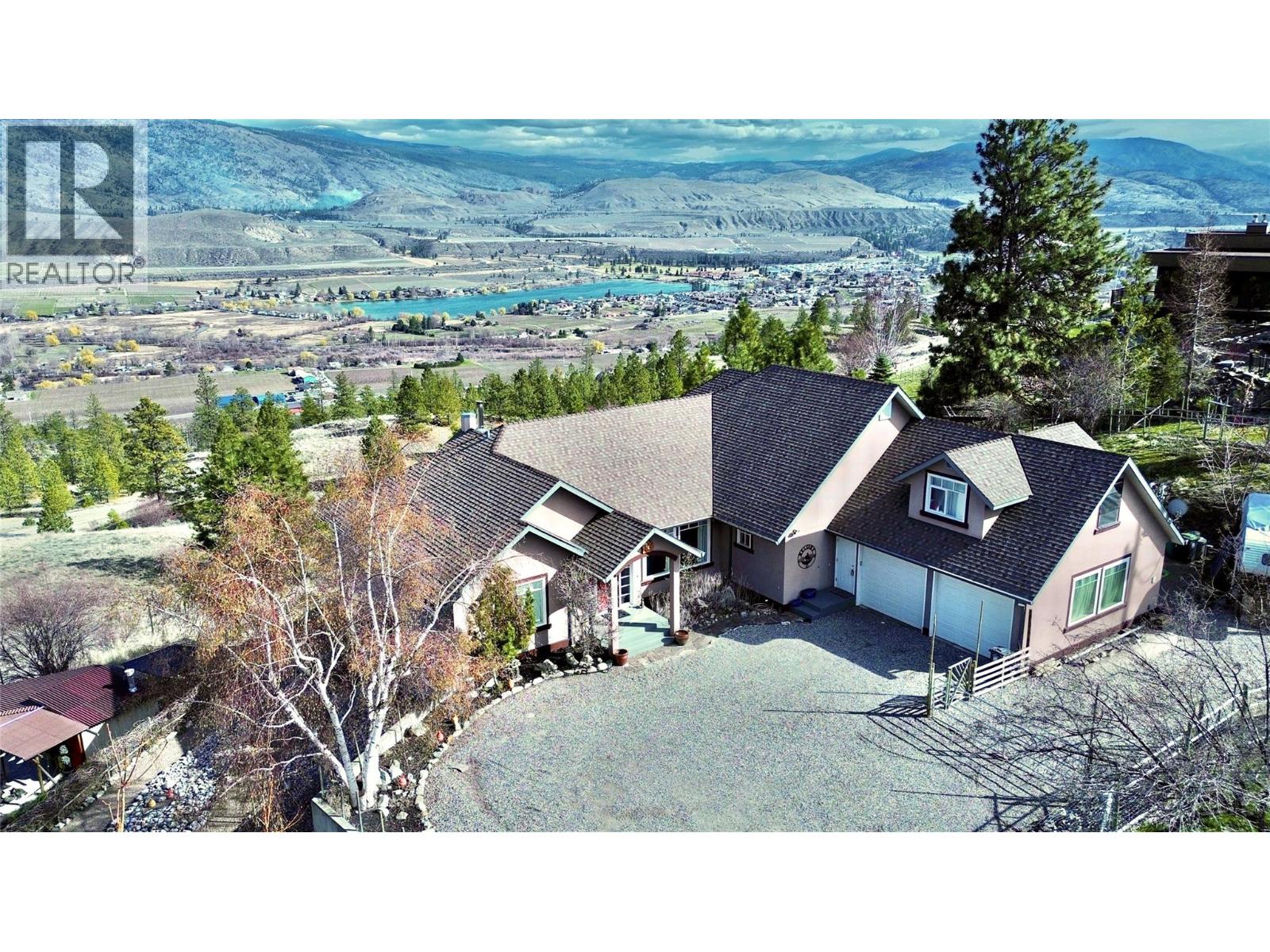 614 Wilson Mountain Road, Oliver