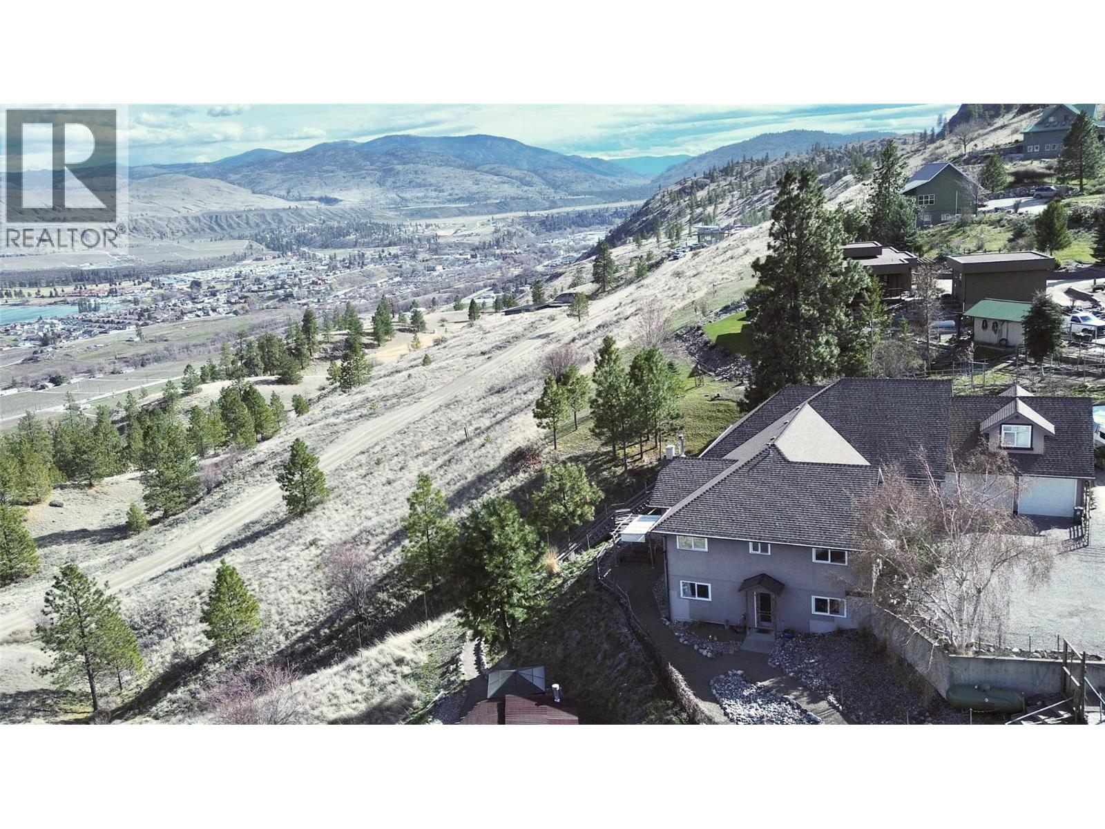 614 Wilson Mountain Road, Oliver