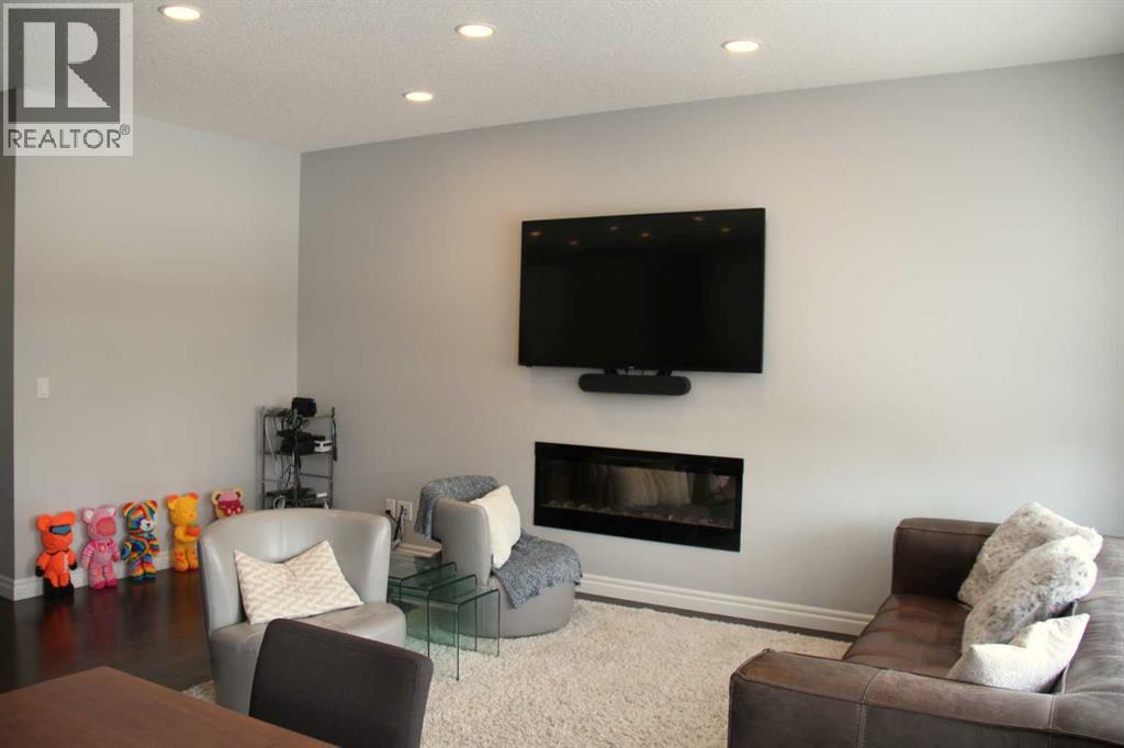 Single Family House for Sale in  Nolancrest Rise NW Nolan Hill Calgary 