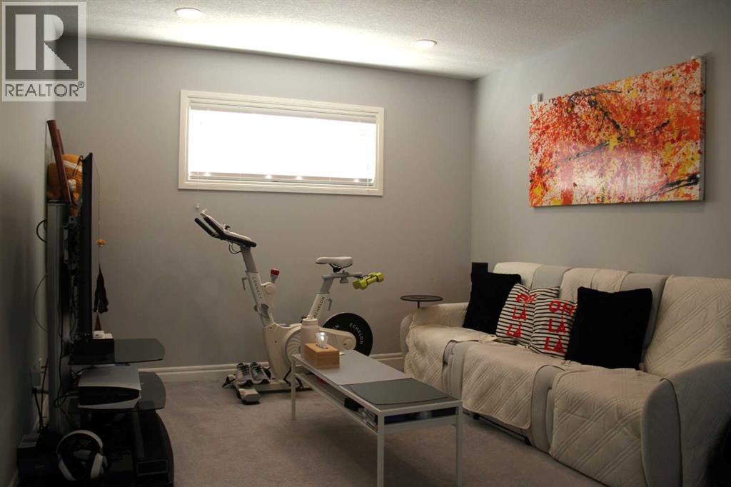 Single Family House for Sale in  Nolancrest Rise NW Nolan Hill Calgary 