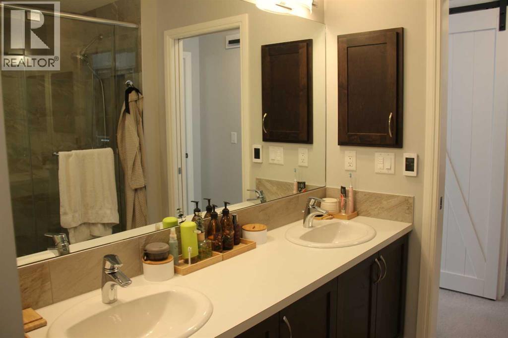 Single Family House for Sale in  Nolancrest Rise NW Nolan Hill Calgary 