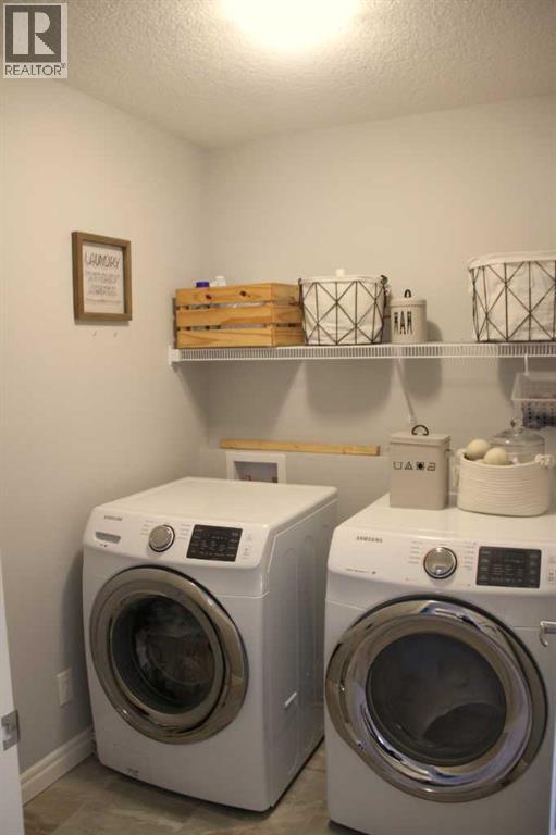 Single Family House for Sale in  Nolancrest Rise NW Nolan Hill Calgary 