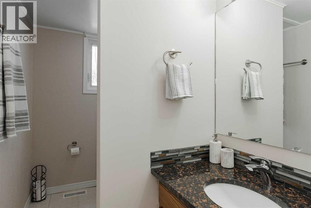 713 Timberline Drive, Fort McMurray