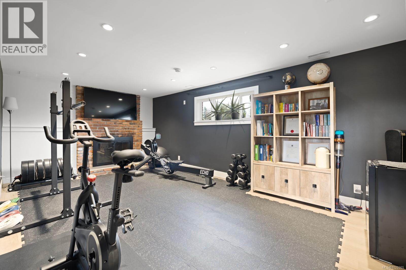 4425 HAPPY VALLEY RD - 24