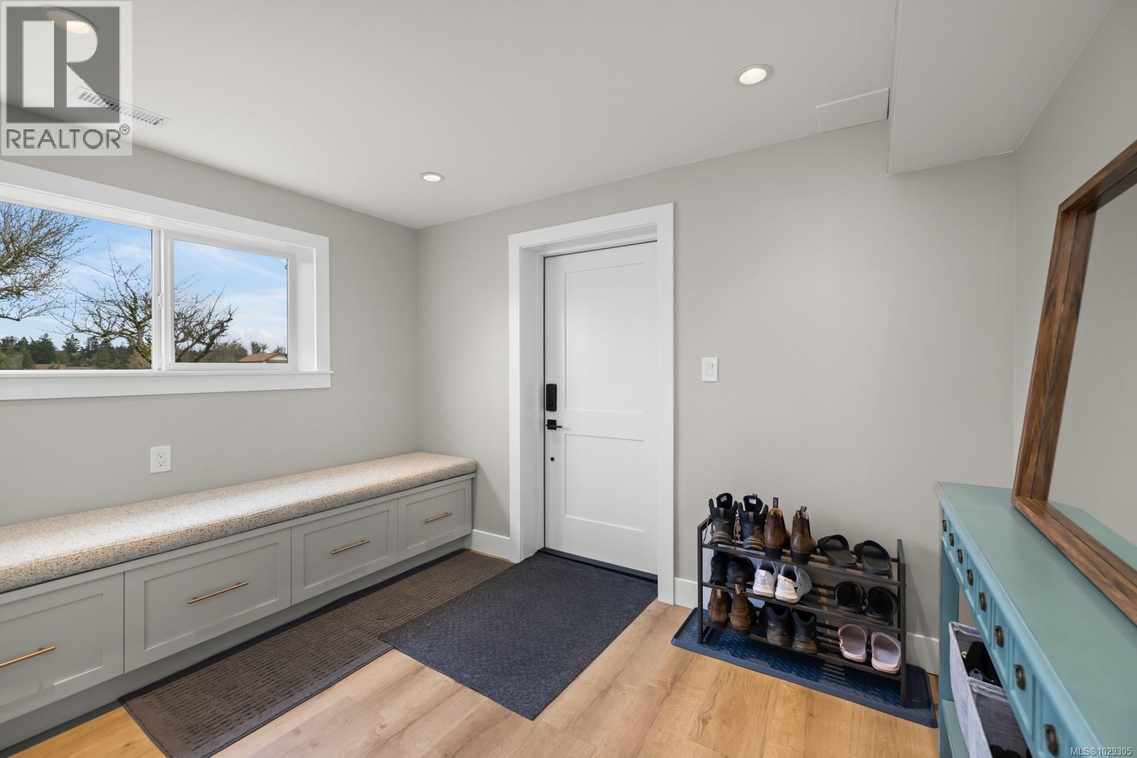 4425 HAPPY VALLEY RD - 27