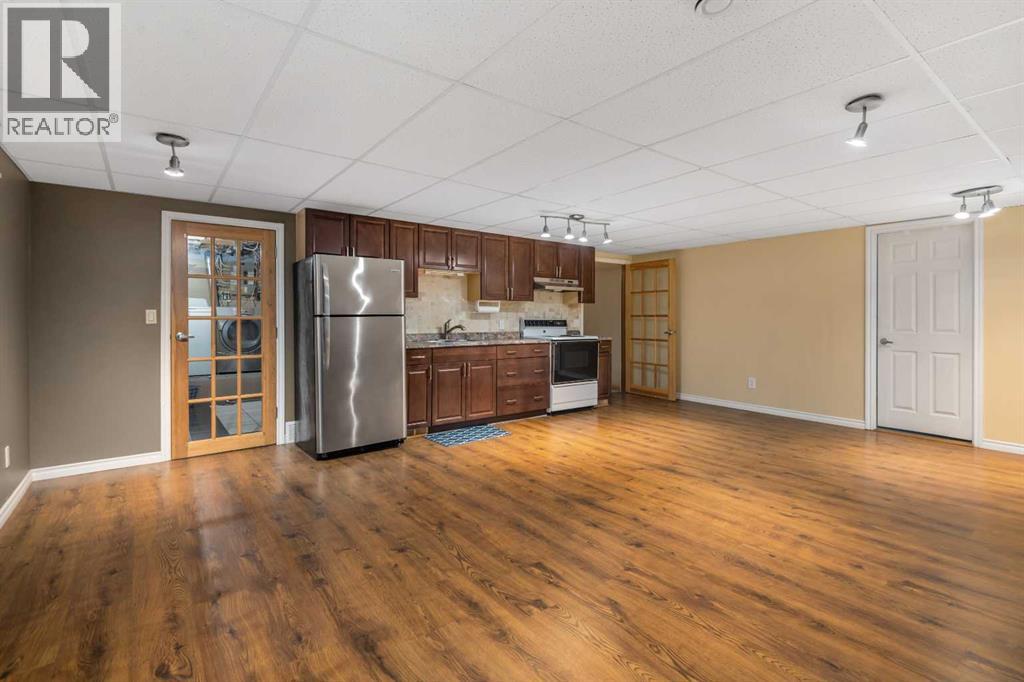 Single Family House Bungalow for Sale in  Doverthorn Close SE Dover Calgary 