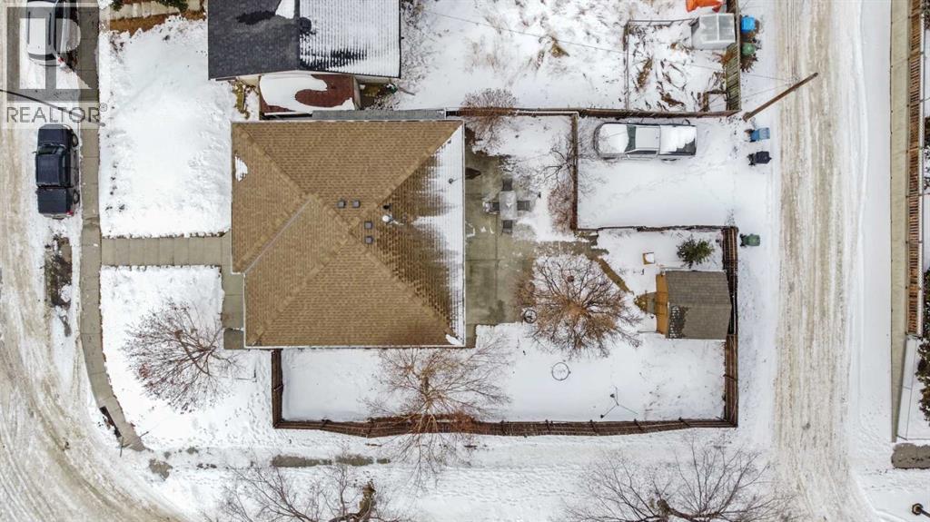 Single Family House Bungalow for Sale in  Doverthorn Close SE Dover Calgary 