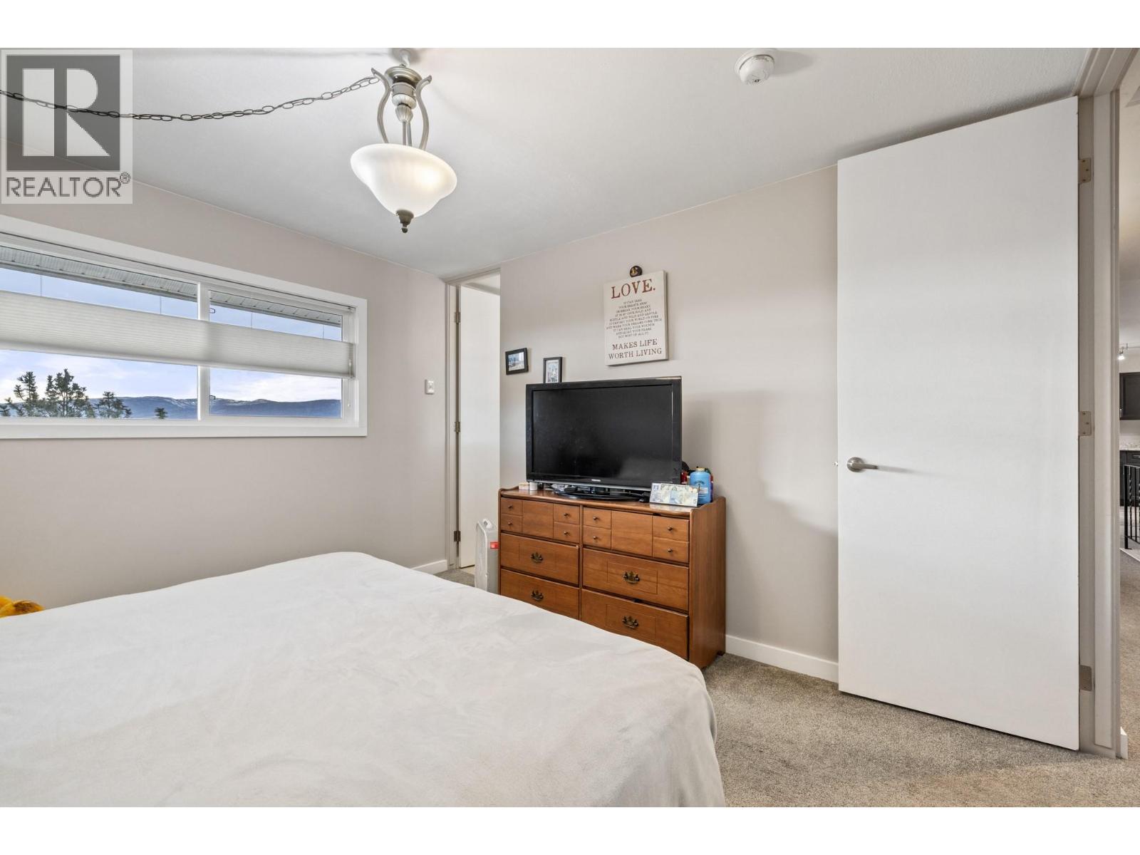 870 Dougall Road S, Kelowna