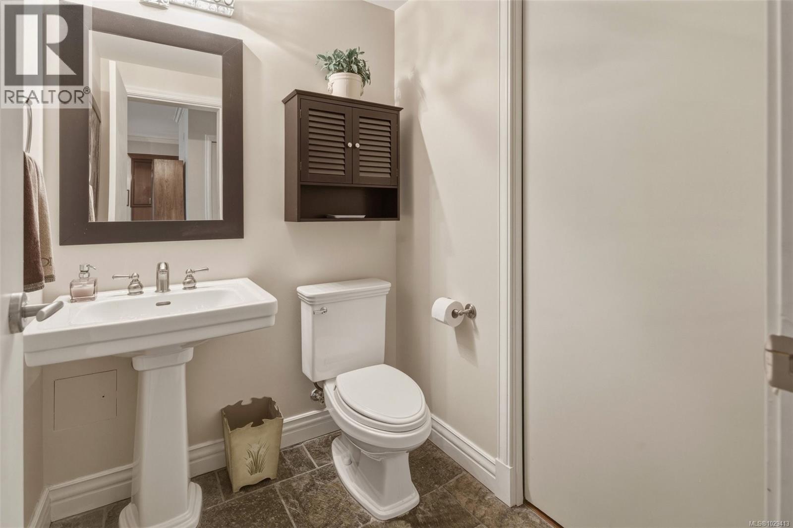 #211 1325 BEAR MOUNTAIN PKWY - 22