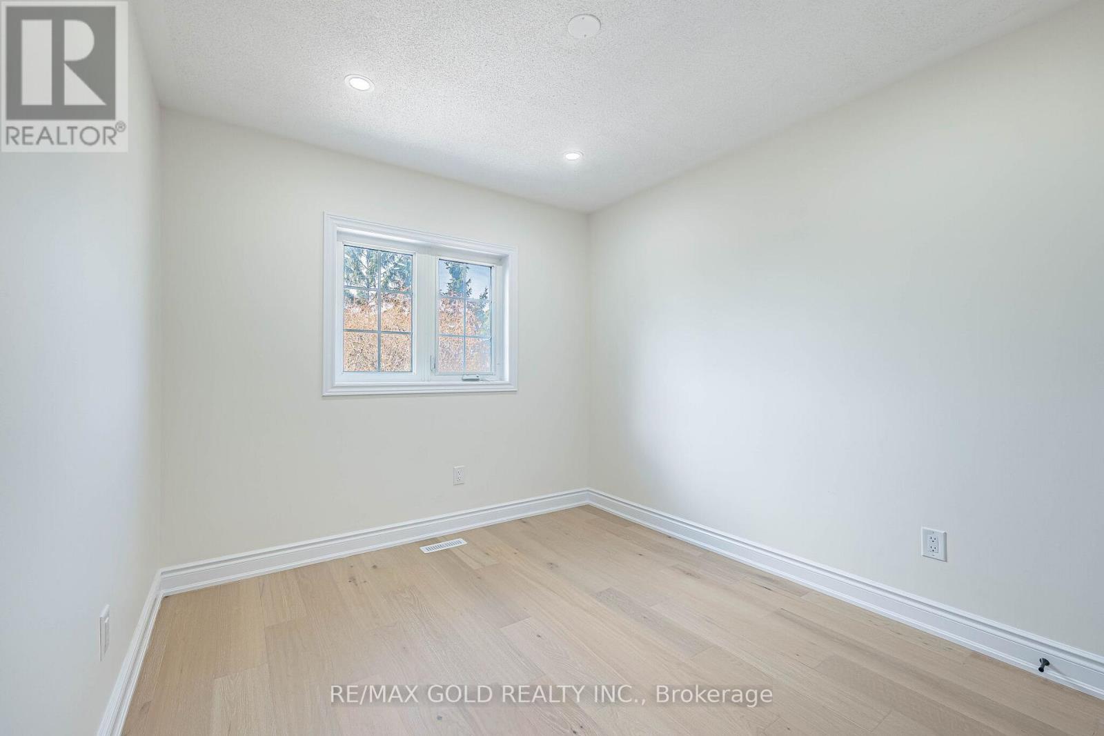 110 SANDYSHORES DRIVE,Brampton (Sandringham-Wellington),,
