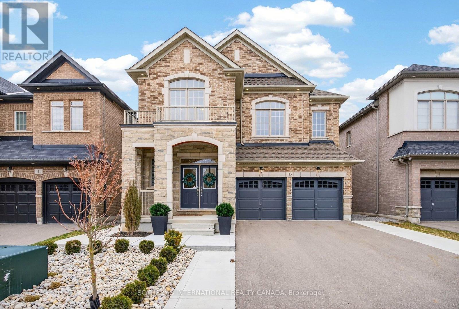115 AVANTI CRESCENT - 2