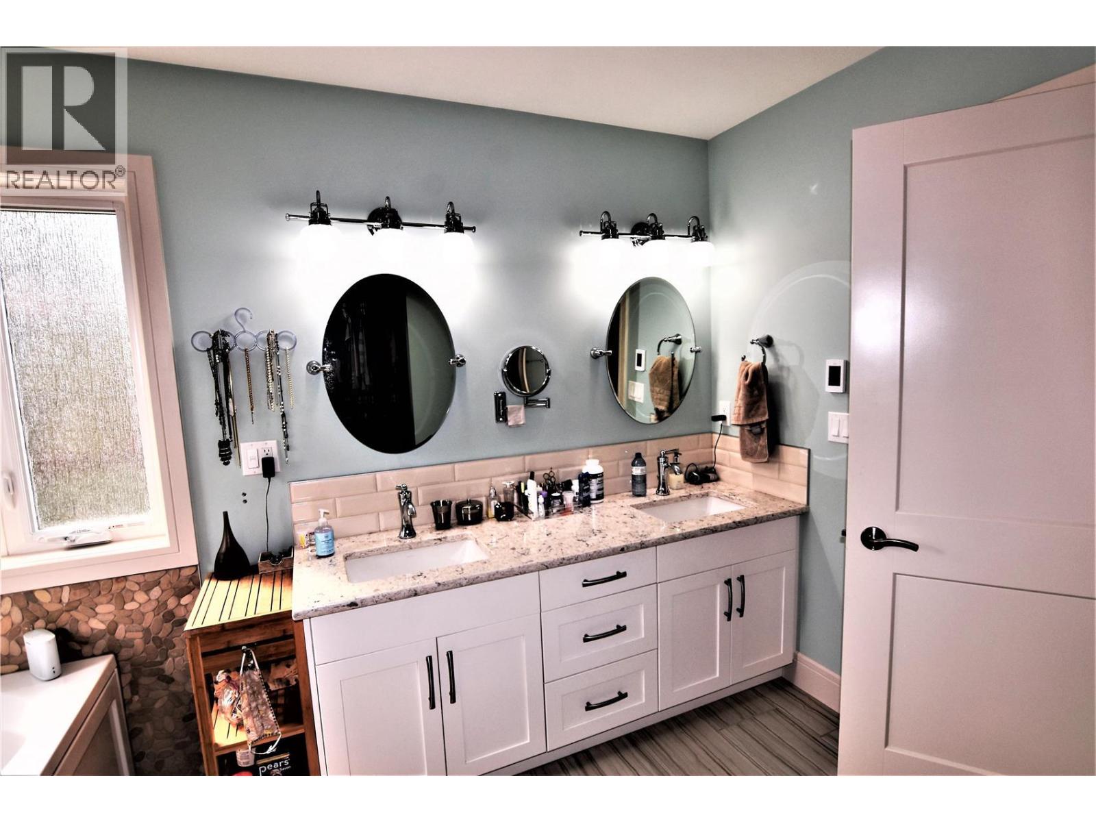 129 Deer Street - 27