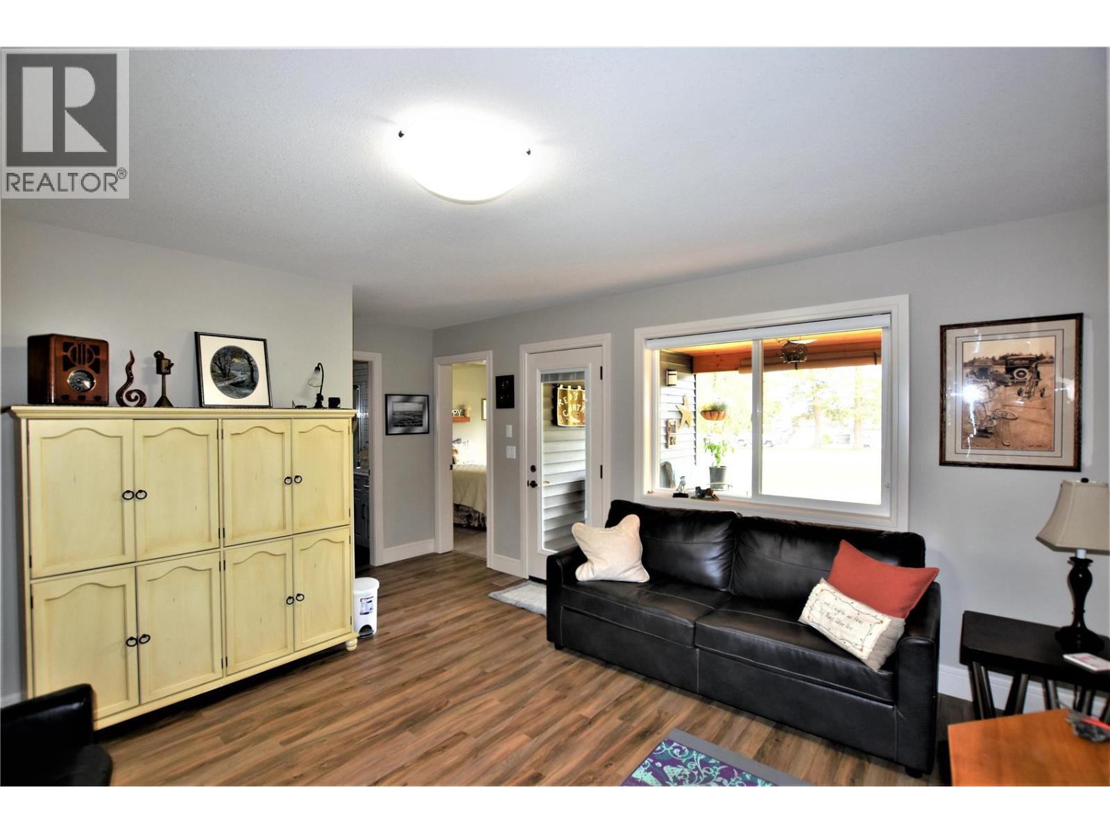 129 Deer Street - 32