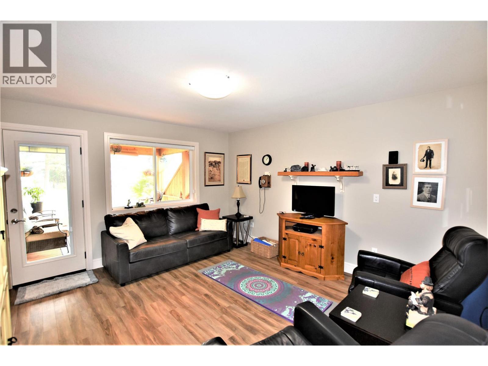 129 Deer Street, Vernon