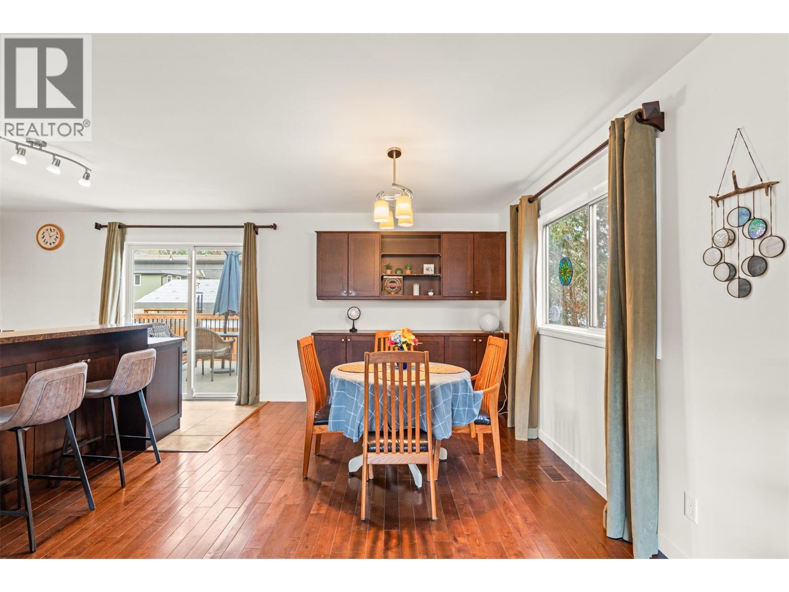 2697 Jarvis Crescent, Armstrong