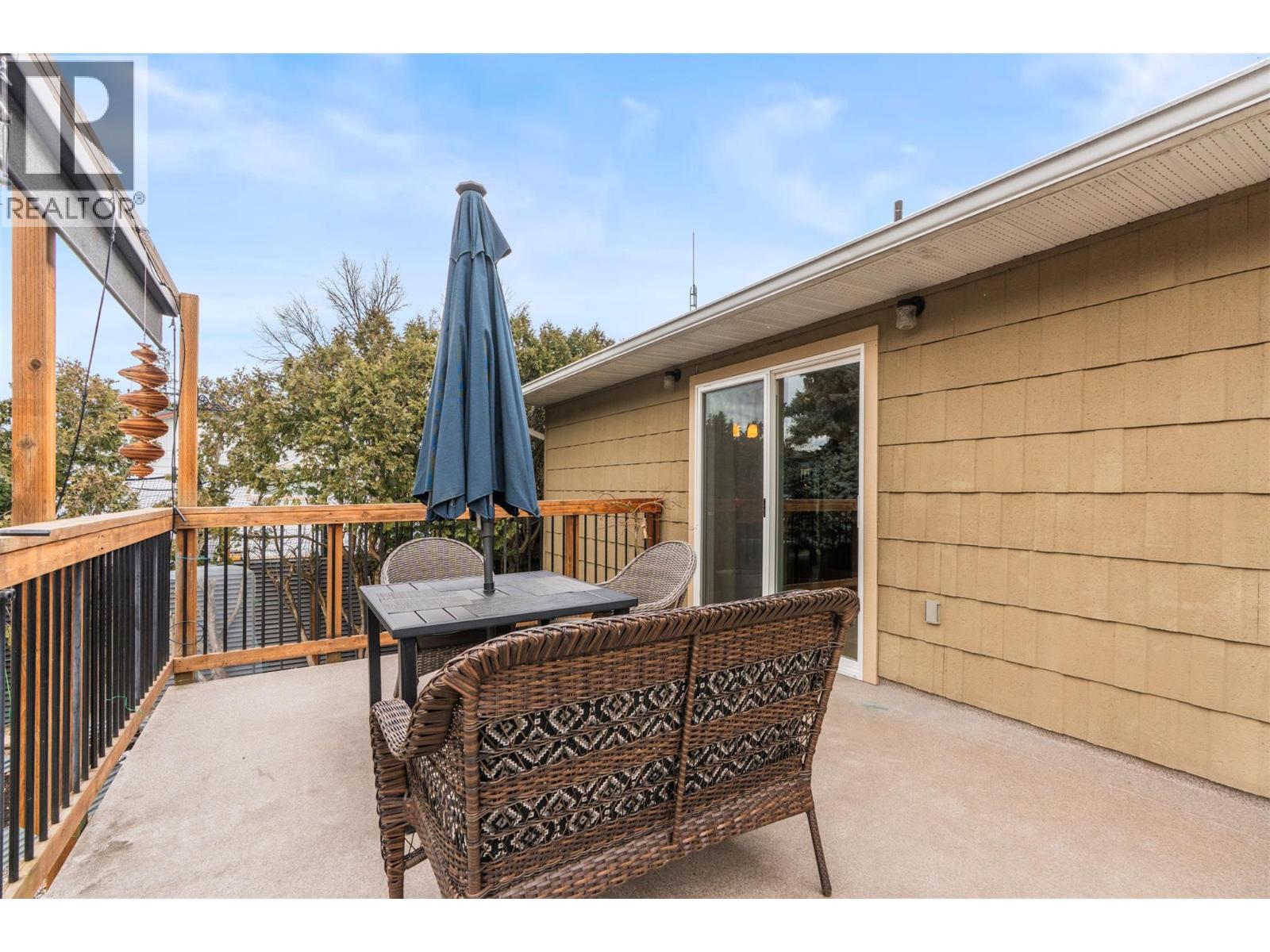 2697 Jarvis Crescent, Armstrong